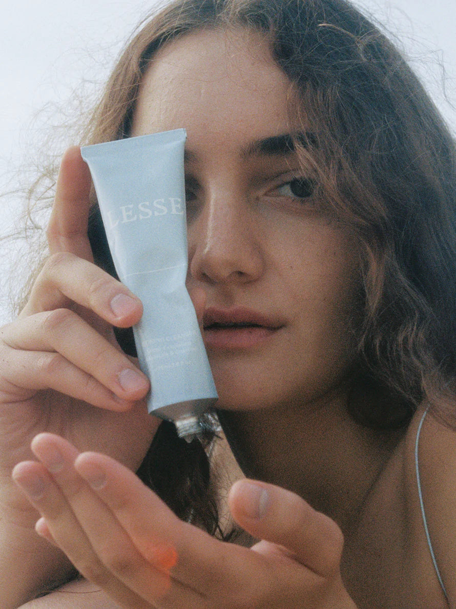 Refining Cleanser - LESSE